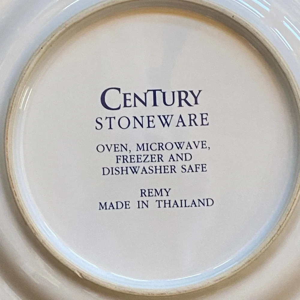 Century Stoneware Remy Rooster 7-3/4